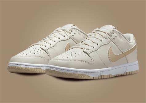 nike air dunk beige|Nike dunks low size 4.